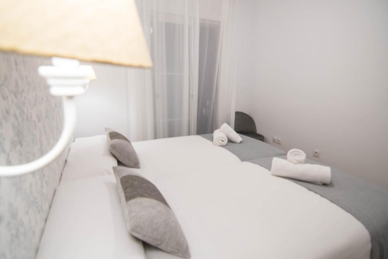New! Luxury City Center & 2 Balconies マラガ エクステリア 写真
